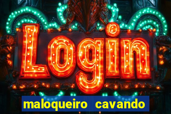 maloqueiro cavando cova censurado