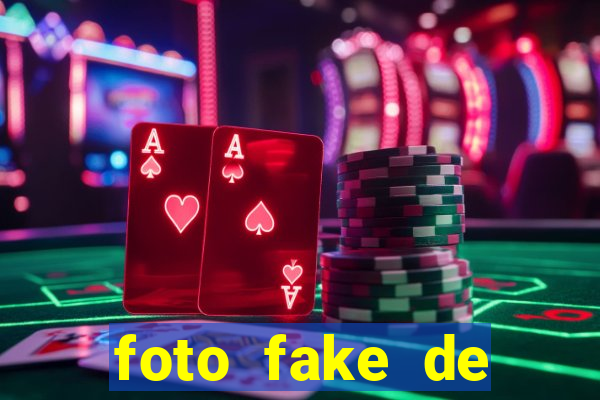foto fake de menina cacheada