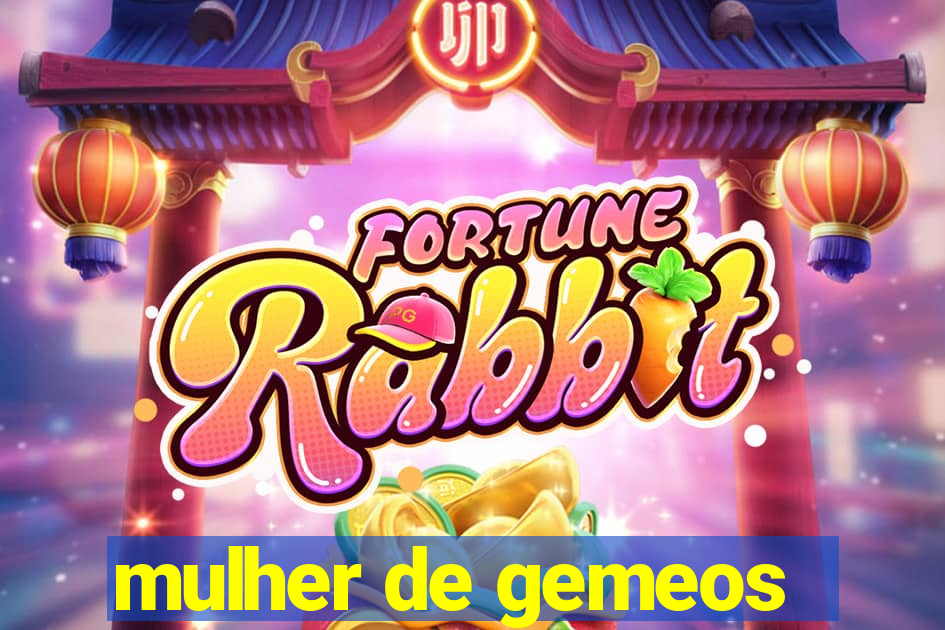 mulher de gemeos