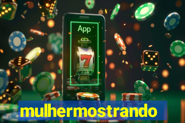 mulhermostrandoopeito
