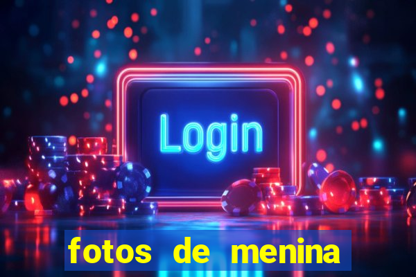 fotos de menina cacheada no espelho