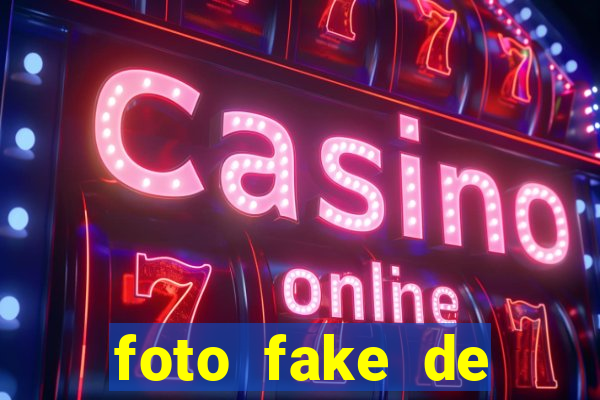 foto fake de mulher no espelho